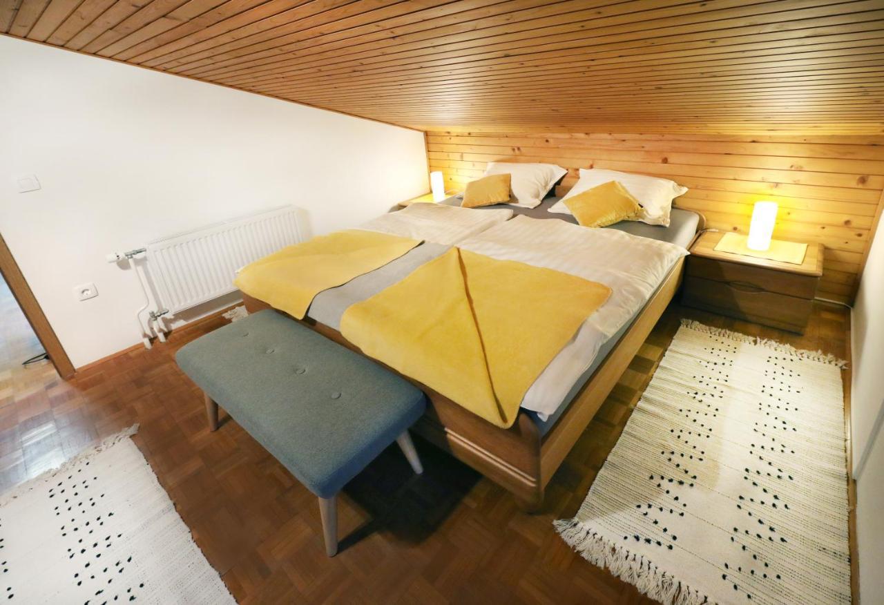 Apartma Zigmund Cerknica